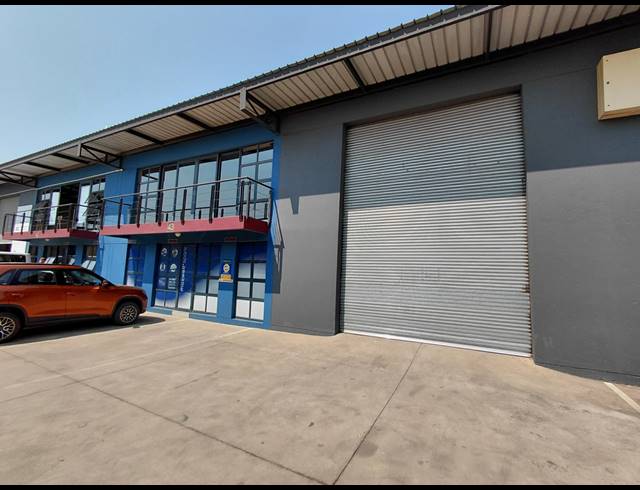 395M² WAREHOUSE TO LET IN POMONA